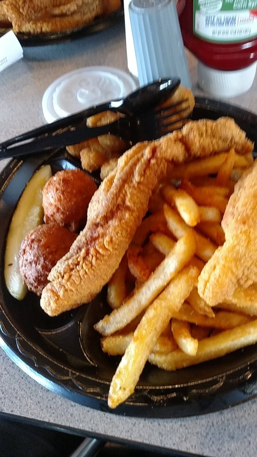 Murdocks Catfish | restaurant | 2612 Red Wolf Blvd, Jonesboro, AR 72401, USA | 8702067822 OR +1 870-206-7822