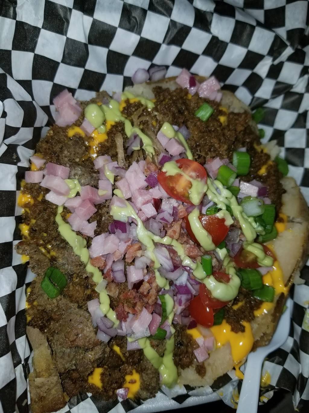 Bam Bam Potatoes | restaurant | 2829-2837 N Orange Blossom Trail, Kissimmee, FL 34744, USA | 3215253805 OR +1 321-525-3805