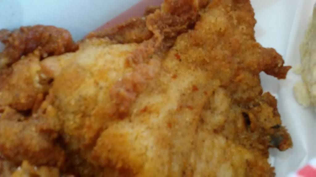 KFC | restaurant | 5840 Old York Rd, Philadelphia, PA 19141, USA | 2154242134 OR +1 215-424-2134