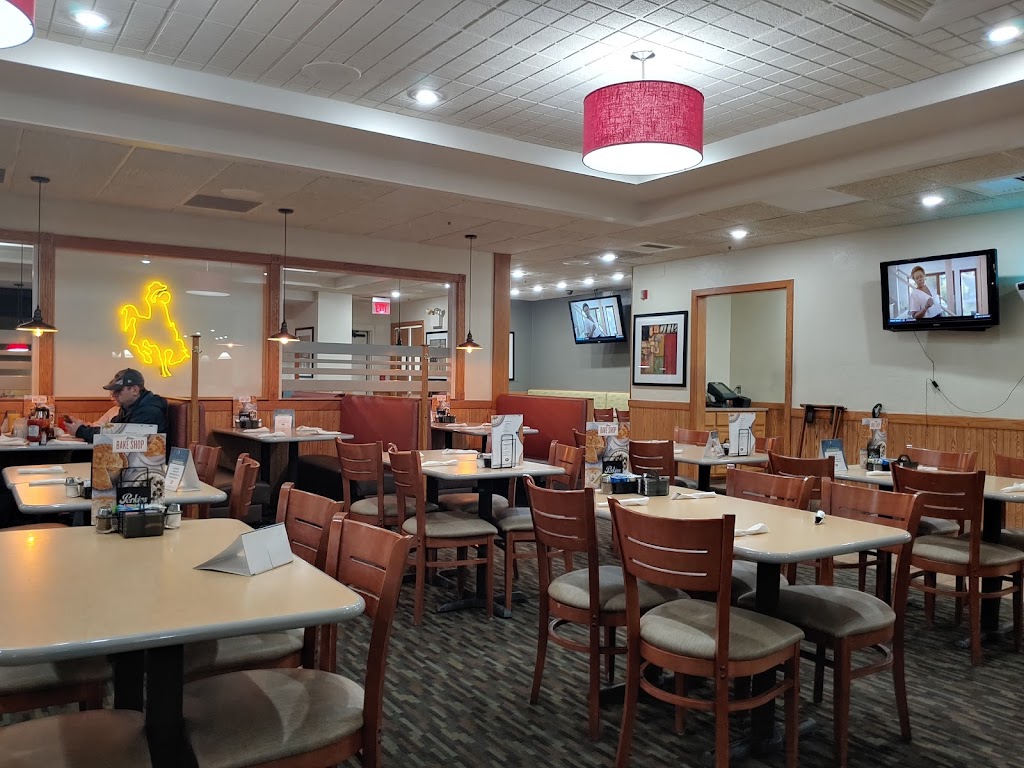 Perkins Restaurant & Bakery | restaurant | 4710 E 2nd St, Casper, WY 82609, USA | 3072657339 OR +1 307-265-7339
