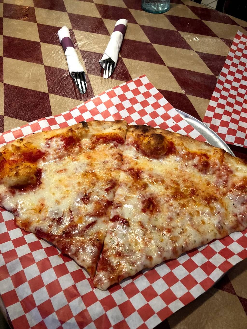 Guidos Pizzeria & Restaurant | restaurant | 10641 Wiles Rd, Coral Springs, FL 33076, USA | 9545755553 OR +1 954-575-5553