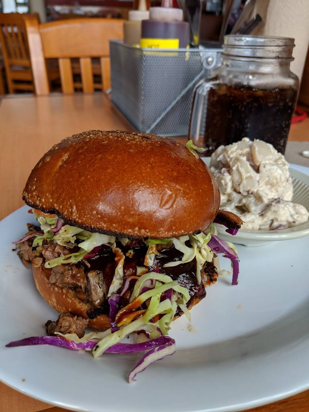 Roadside BBQ | restaurant | 5000 Northgate Dr #135, San Rafael, CA 94903, USA | 4154797200 OR +1 415-479-7200