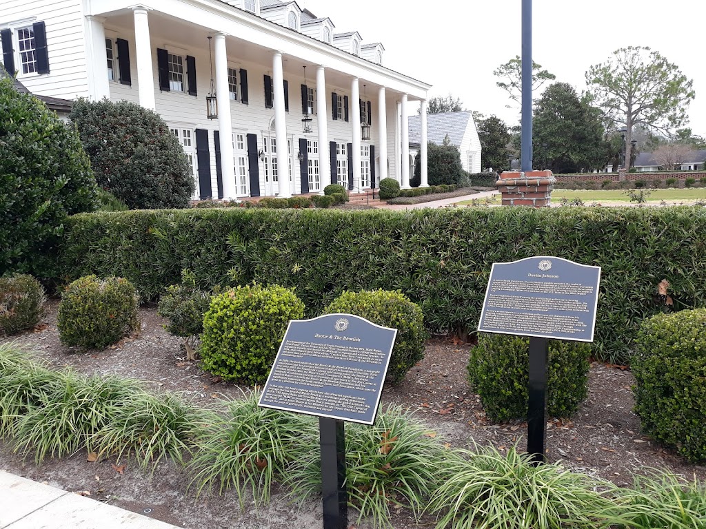 Pine Lakes Country Club | restaurant | 5603 Granddaddy Dr, Myrtle Beach, SC 29577, USA | 8433157700 OR +1 843-315-7700