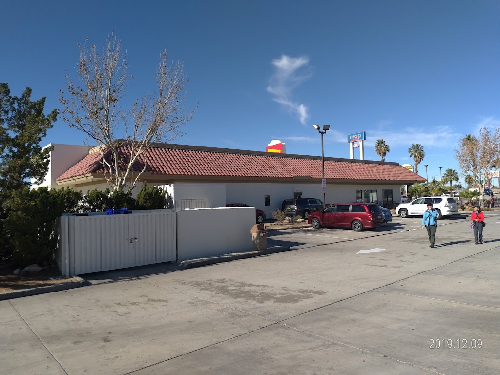 In-N-Out Burger | restaurant | 2821 Lenwood Rd, Barstow, CA 92311, USA | 8007861000 OR +1 800-786-1000