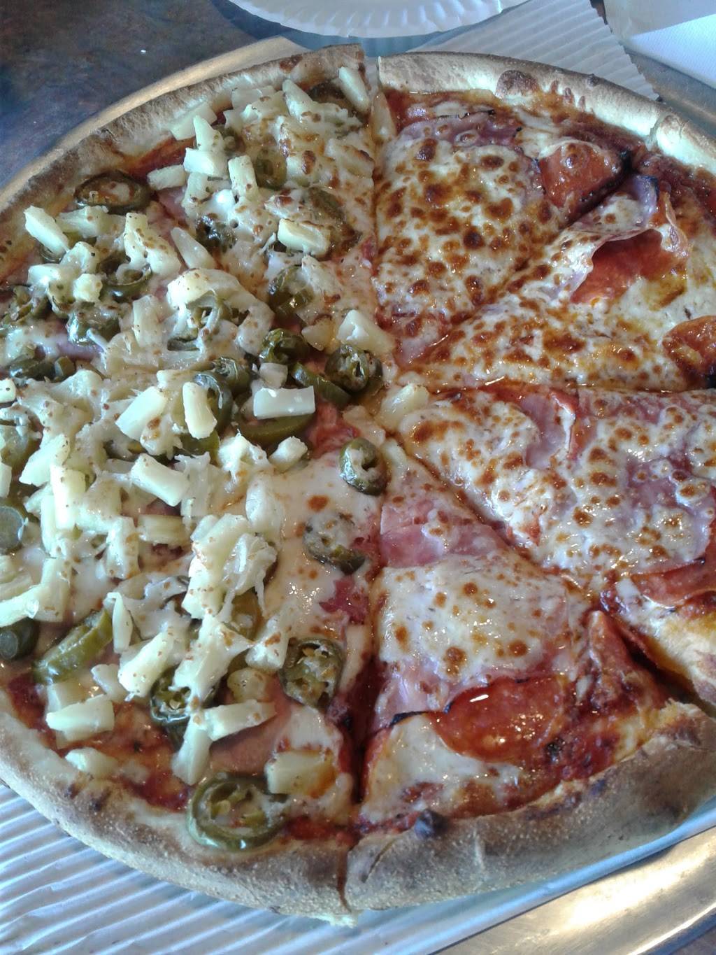 Boston House of Pizza | restaurant | 1180 W Bush St, Lemoore, CA 93245, USA | 5599249527 OR +1 559-924-9527