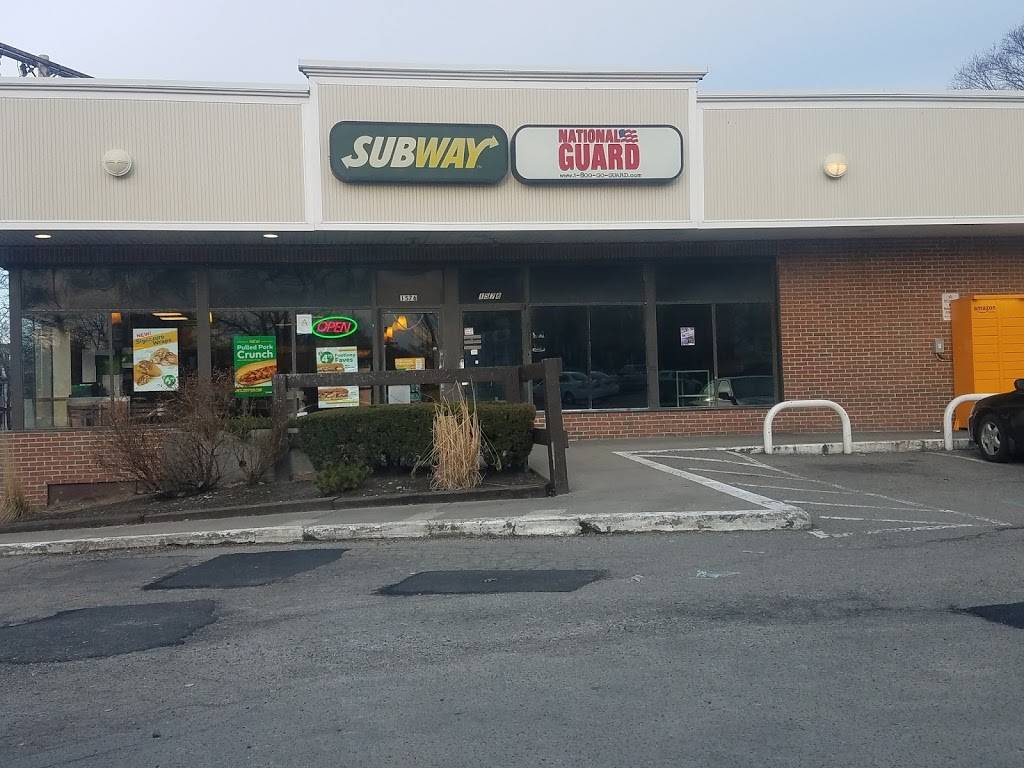 Subway | meal takeaway | 1576 Dorchester Ave, Dorchester, MA 02122, USA | 6172651995 OR +1 617-265-1995