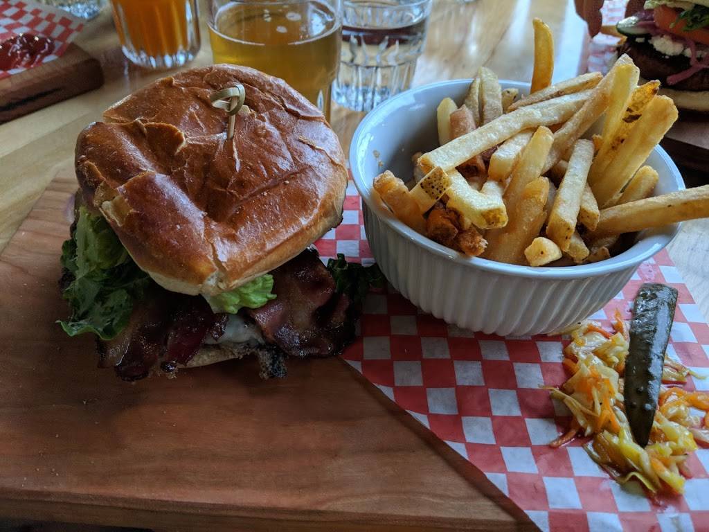 The Cameron | restaurant | 176 Cameron Ave, Ottawa, ON K1S 0X5, Canada | 6137307207 OR +1 613-730-7207