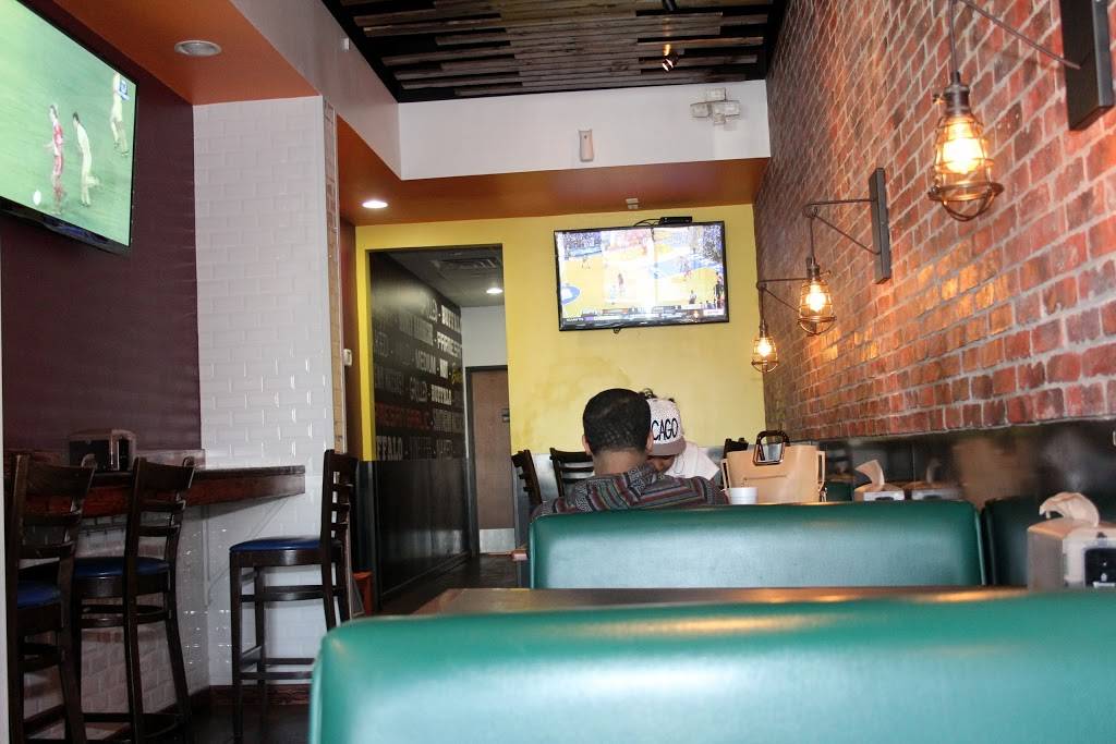 SIRG Wings & More | restaurant | 1001 S Interstate 35 East Service Rd #324B, DeSoto, TX 75115, USA | 9722240061 OR +1 972-224-0061