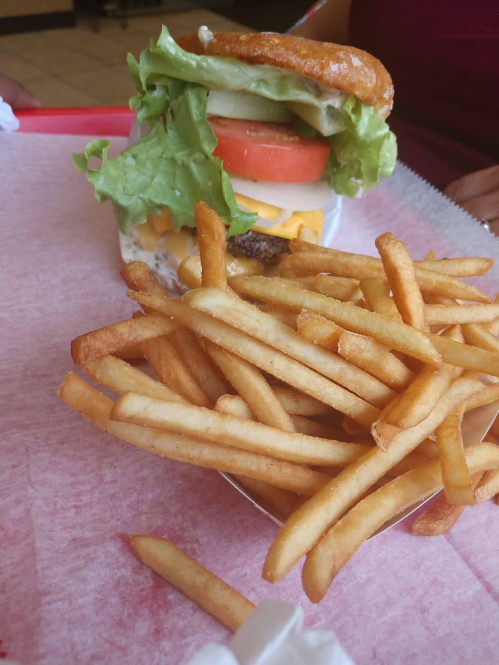 DK Donuts & Burgers | restaurant | 1090 S Lapeer Rd, Oxford, MI 48371, USA | 2489690889 OR +1 248-969-0889