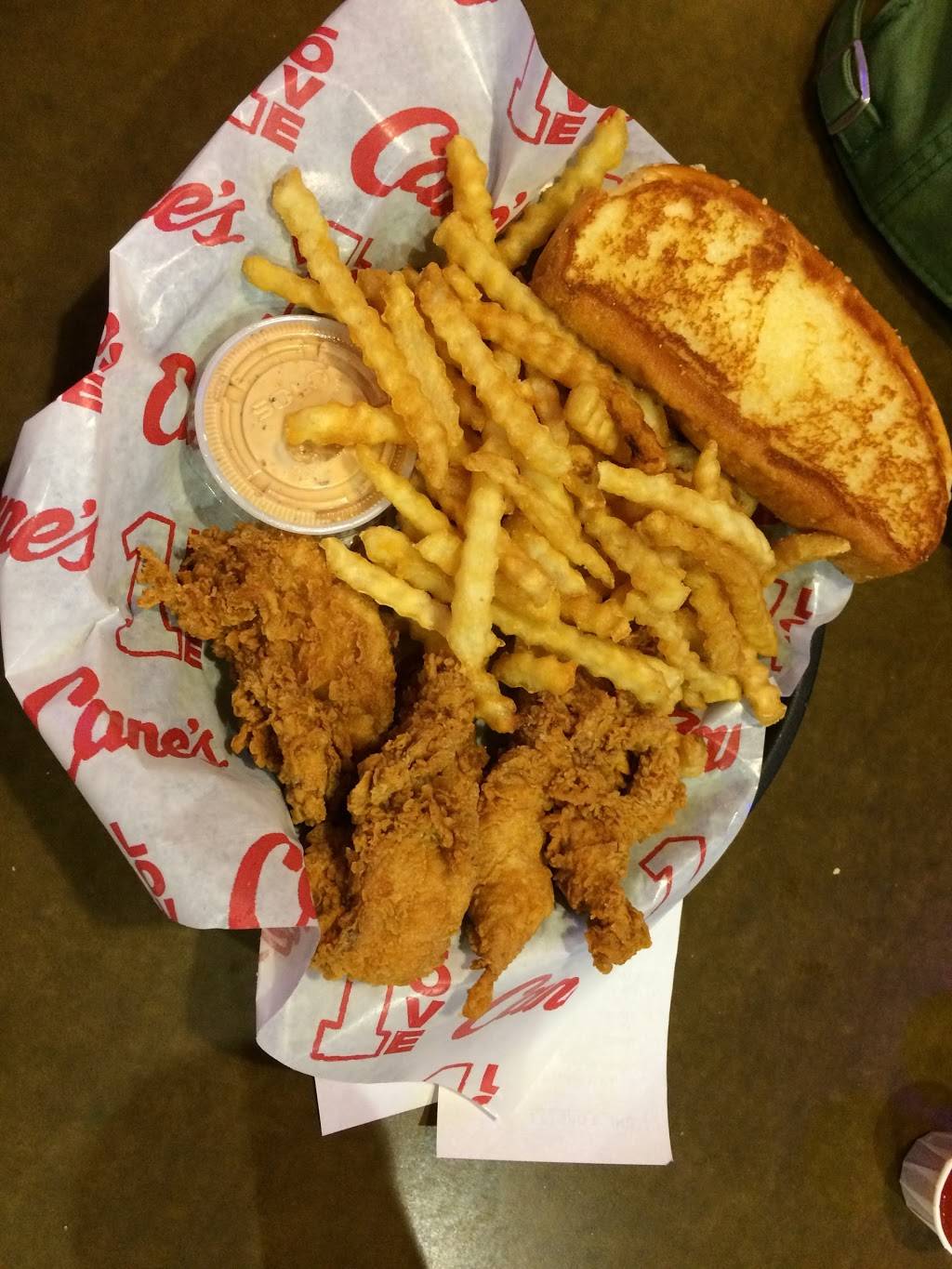 Raising Canes Chicken Fingers | meal takeaway | 2555 Nicholasville Rd, Lexington, KY 40503, USA | 8593135333 OR +1 859-313-5333