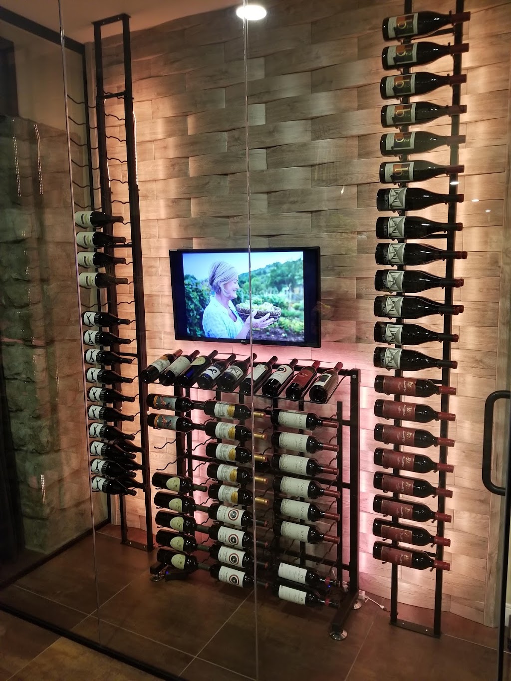 The FINN Restaurant | restaurant | 3150 Touchmark Blvd, Prescott, AZ 86301, USA | 9287083131 OR +1 928-708-3131