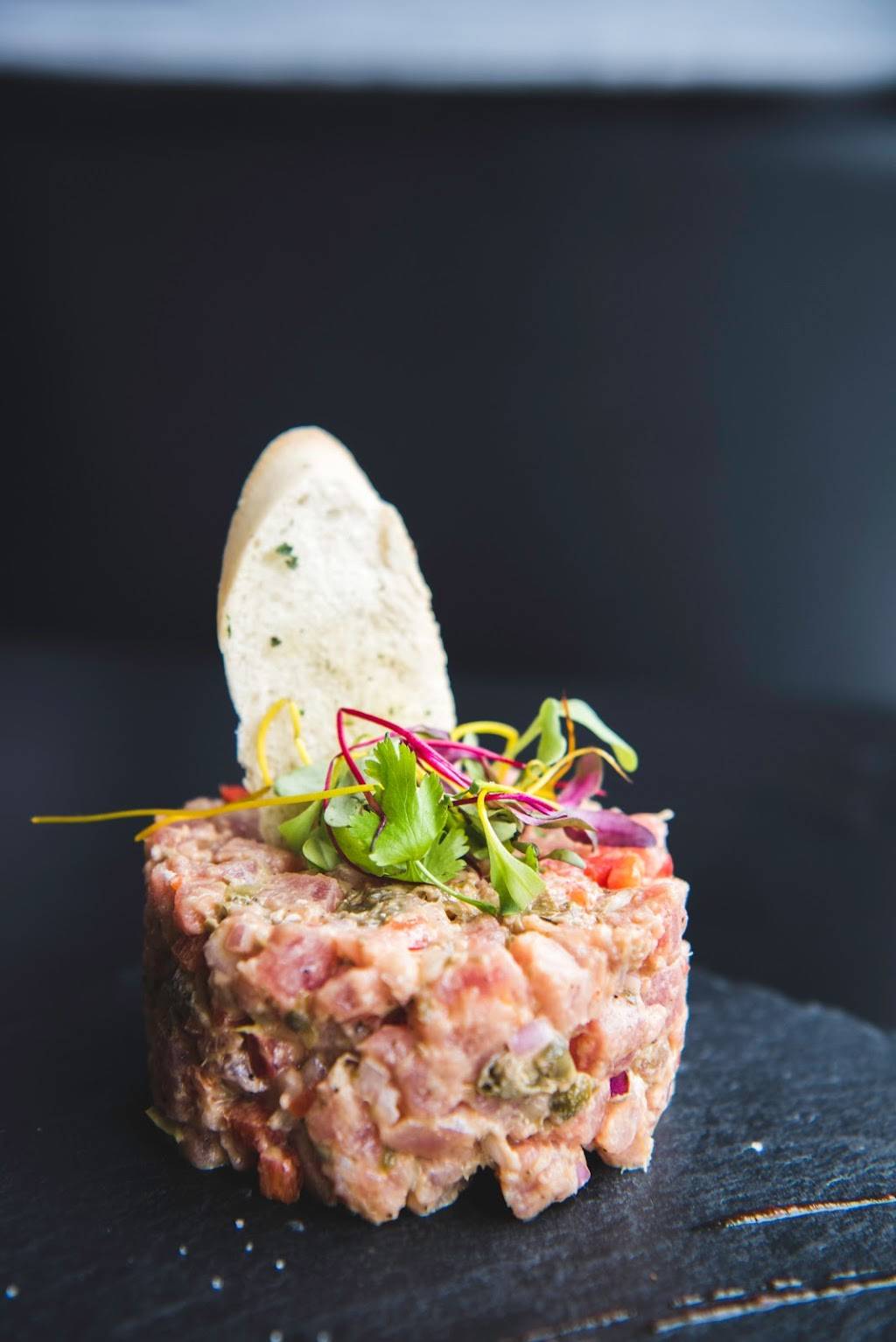 La Chambre No. 1 | restaurant | 816 Boulevard des Seigneurs, Terrebonne, QC J6W 1V1, Canada | 4508241424 OR +1 450-824-1424