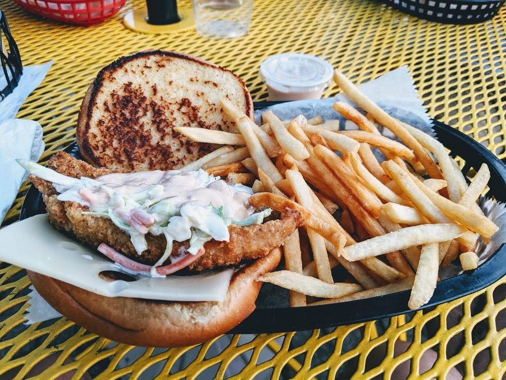 Island Grill | restaurant | 8709 Dixie Hwy, Ira Township, MI 48023, USA | 5867251800 OR +1 586-725-1800