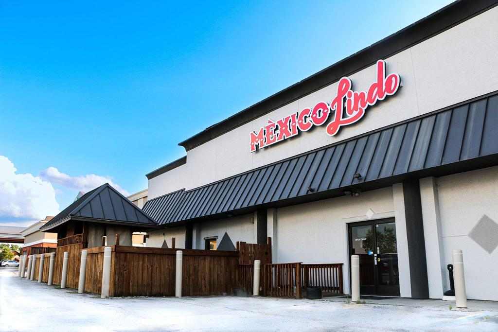 Mexico Lindo Restaurant & Cantina | restaurant | Peter Navarre Shopping Center, 3150 Navarre Ave B, Oregon, OH 43616, USA | 5673158540 OR +1 567-315-8540