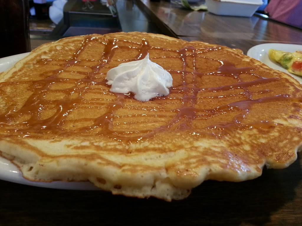 Katinas Kitchen | restaurant | 205 W Main St, Dickeyville, WI 53808, USA | 6085689965 OR +1 608-568-9965