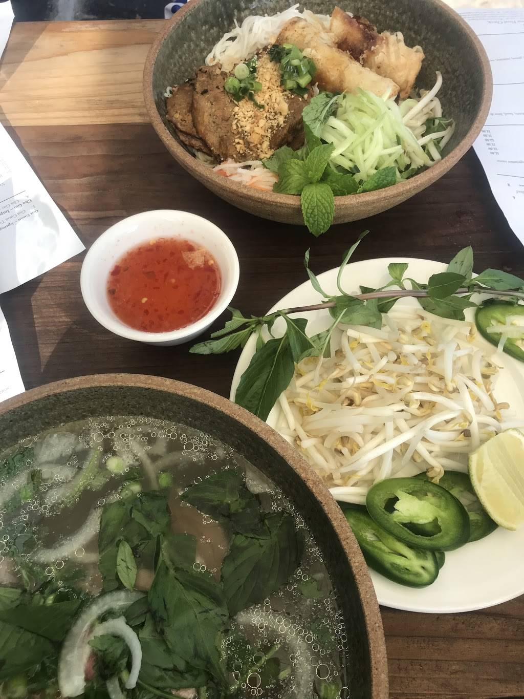 Blossom Vietnamese | restaurant | 2821 Ocean Park Blvd, Santa Monica, CA 90405, USA | 4242684425 OR +1 424-268-4425