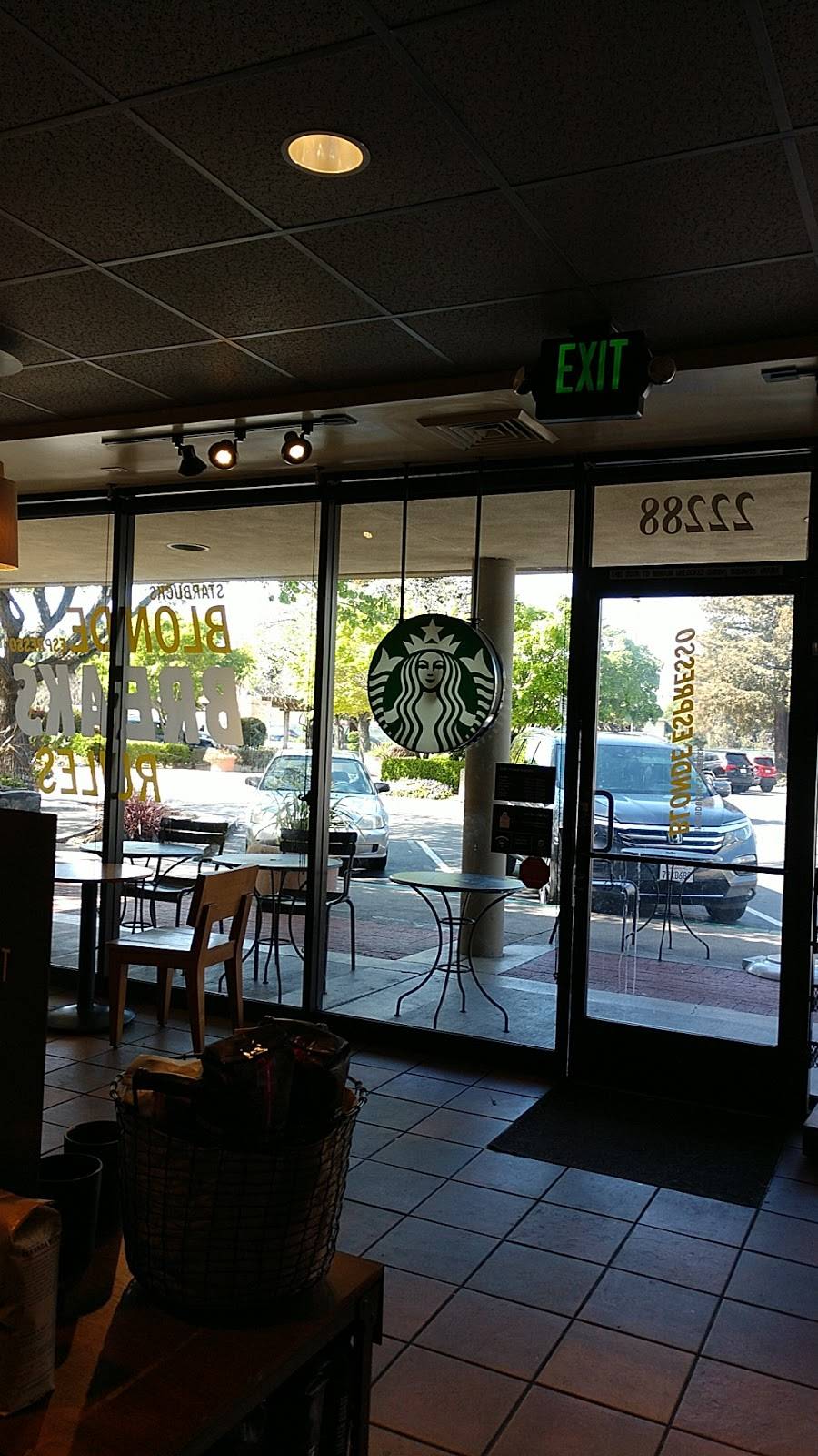 Starbucks | cafe | 22288 Foothill Blvd, Hayward, CA 94541, USA | 5108880447 OR +1 510-888-0447