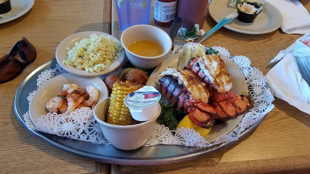 Sams St Johns Seafood | restaurant | 614 17860 SE 109th Ave, Summerfield, FL 34491, USA | 3523077387 OR +1 352-307-7387