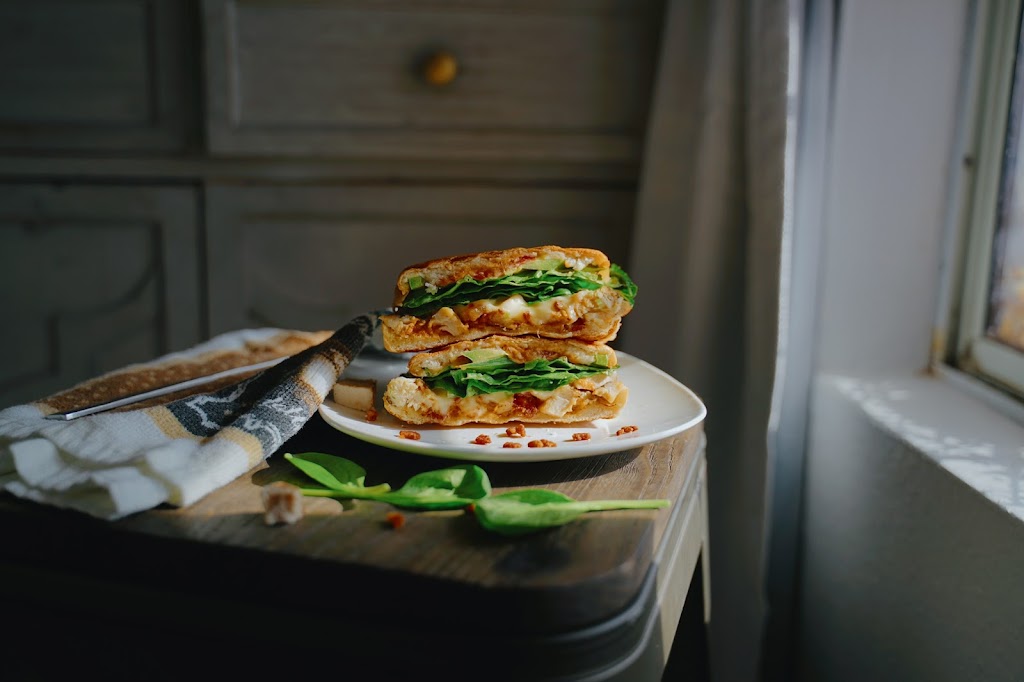 2GO Salads | restaurant | 210 E Cole Blvd #5, Calexico, CA 92231, USA | 7606189120 OR +1 760-618-9120