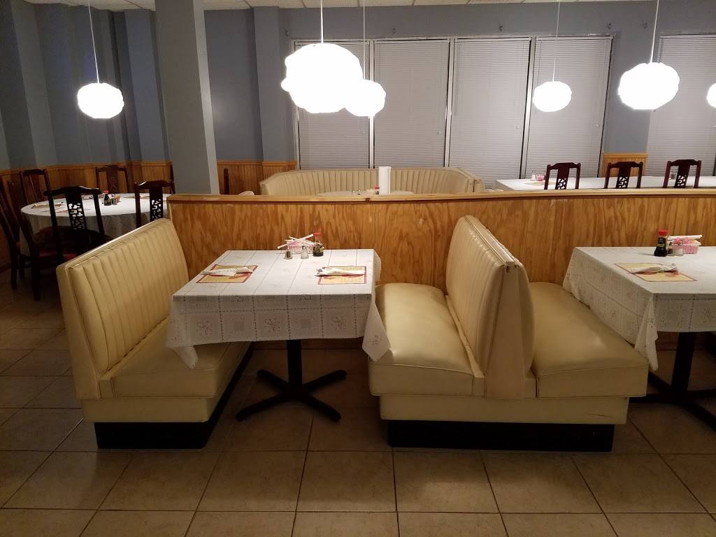 Ho-Ho Chinese Restaurant | restaurant | 1801 Zumbehl Rd, St Charles, MO 63303, USA | 6369479100 OR +1 636-947-9100