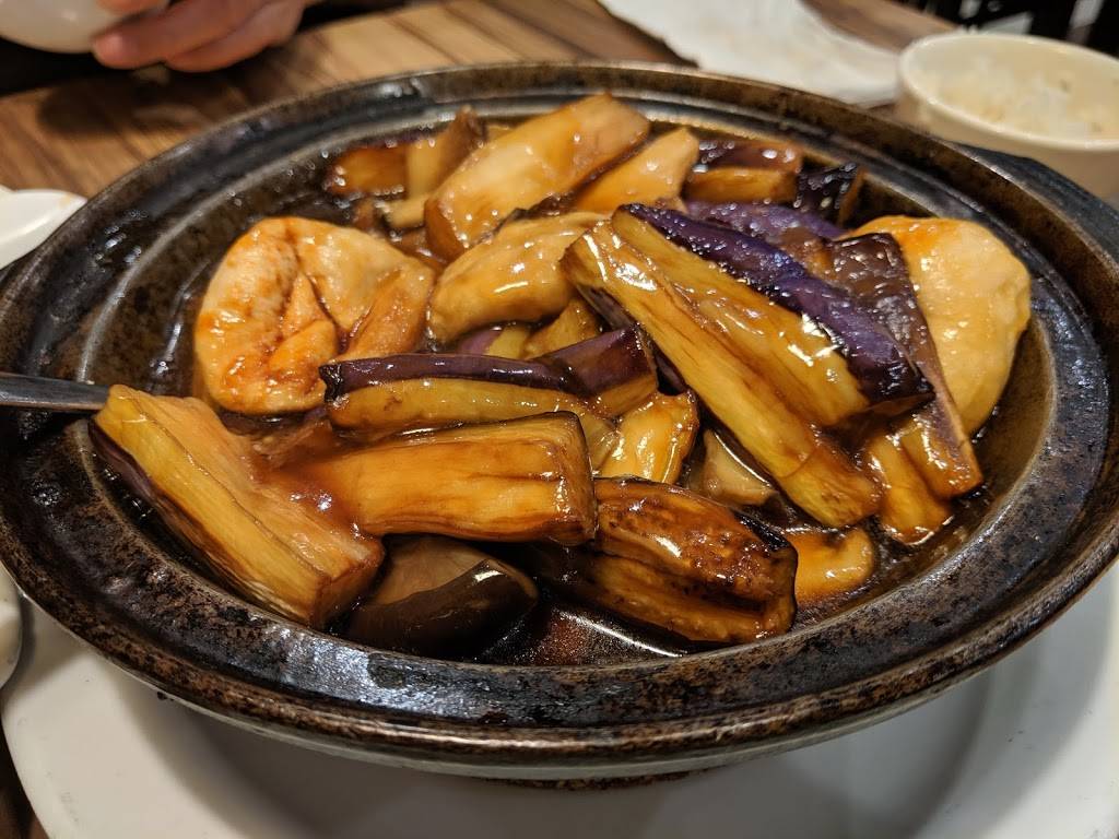 鼎鼎香 Xin Restaurant | restaurant | 1177 Central Pkwy W Unit 6, Mississauga, ON L5C 4P3, Canada | 9058962088 OR +1 905-896-2088