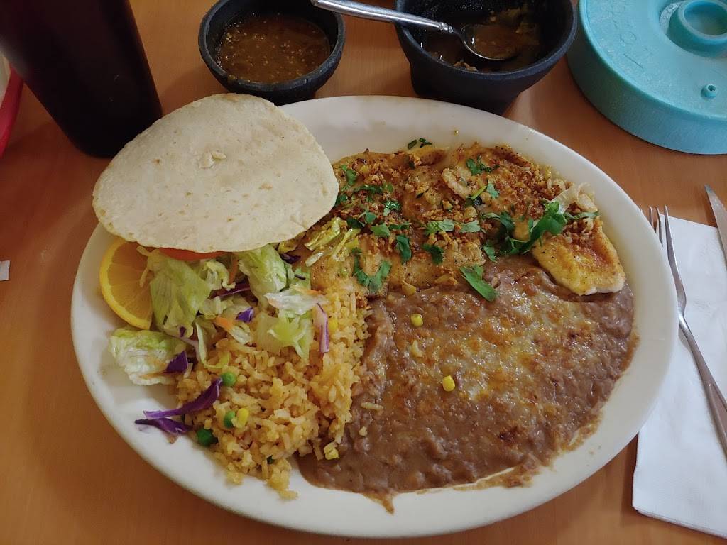 Villa Cariño Mexican Food & Mariscos | restaurant | 1066 N Hacienda Blvd, La Puente, CA 91745, USA | 6269182978 OR +1 626-918-2978