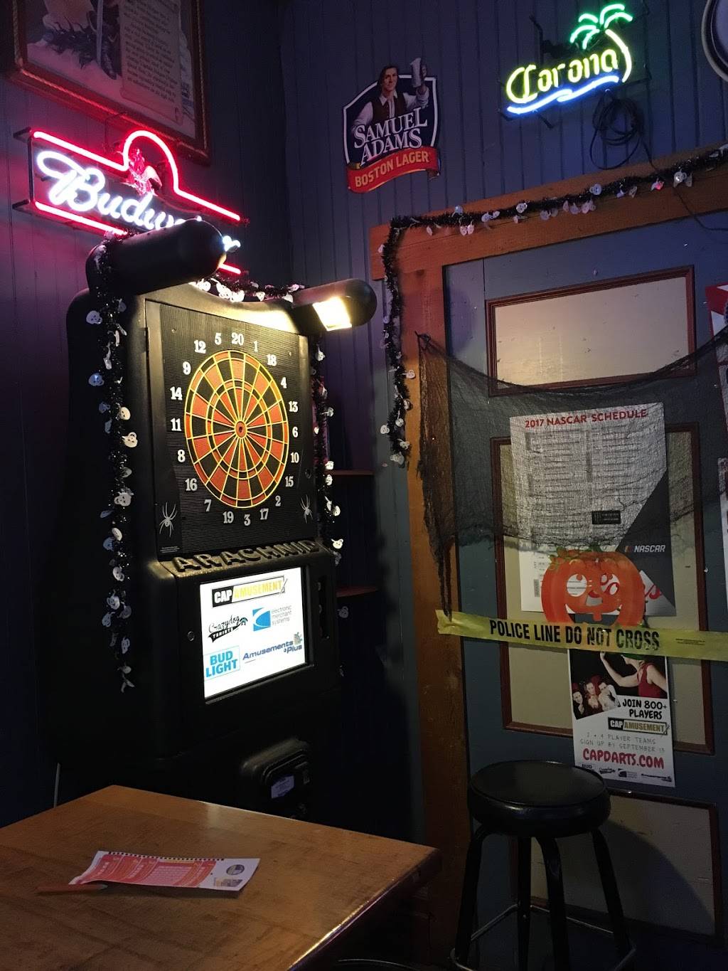 Barnard Crossing Bar & Grill | restaurant | 2435 Dewey Ave, Rochester, NY 14615, USA | 5856211720 OR +1 585-621-1720