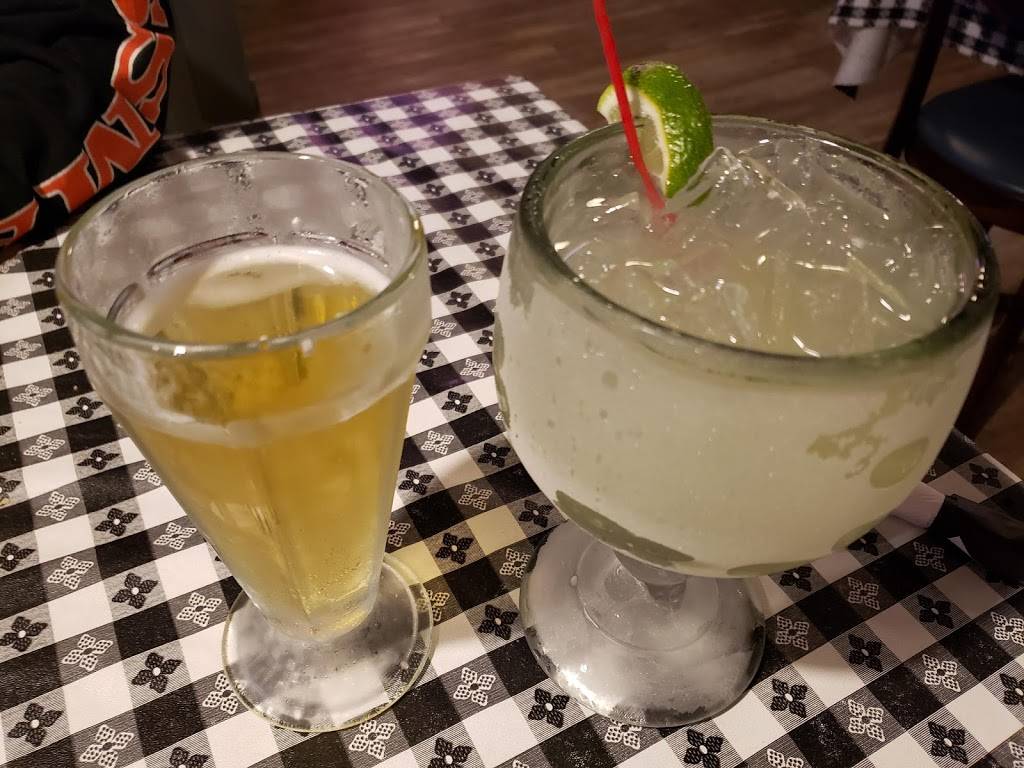 Nisbet Inn | restaurant | 6701 Nisbet Rd, Haubstadt, IN 47639, USA | 8129639305 OR +1 812-963-9305