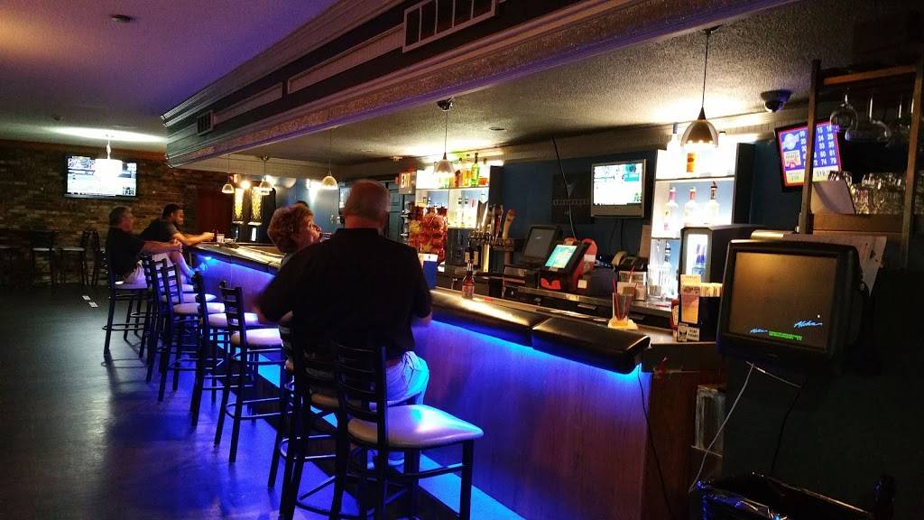 Rainmakers Bar and Grill | restaurant | 3325 Davenport Ave, Saginaw, MI 48602, USA | 9897937950 OR +1 989-793-7950