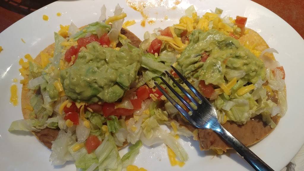 Tink-A-Tako (City Base) | restaurant | 2511 SE Military Dr, San Antonio, TX 78223, USA | 2103339000 OR +1 210-333-9000