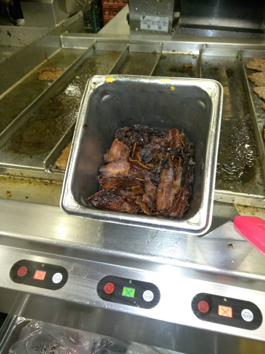 Wendys | restaurant | 2608 N Hiawassee Rd, Orlando, FL 32818, USA | 4072953997 OR +1 407-295-3997