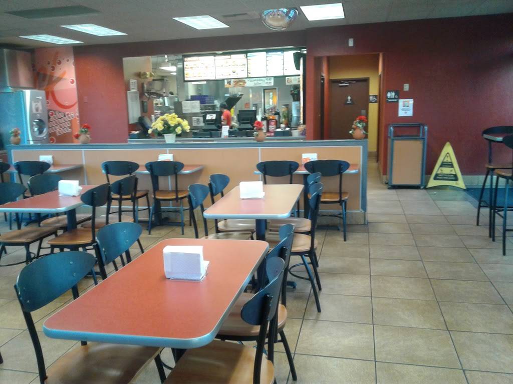 Jack in the Box | restaurant | 220 Nut Tree Pkwy, Vacaville, CA 95687, USA | 7074462366 OR +1 707-446-2366