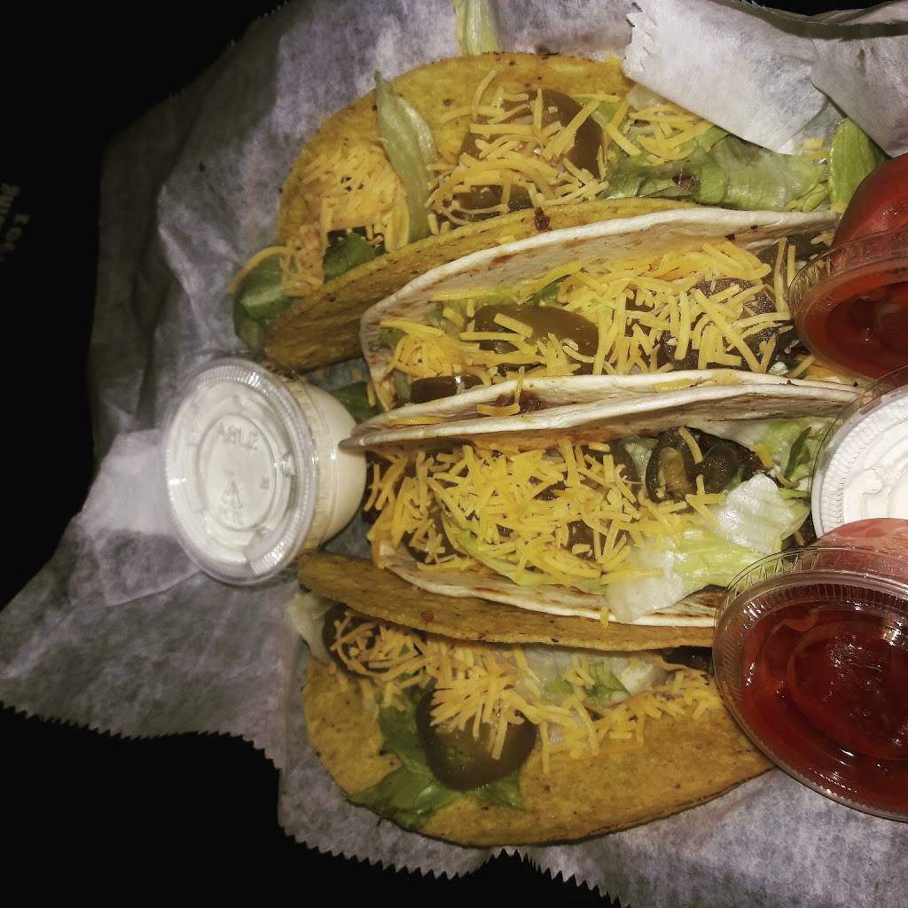 Grotto Bar & Grill | restaurant | 403 Perry Hwy, Pittsburgh, PA 15229, USA | 4123010921 OR +1 412-301-0921