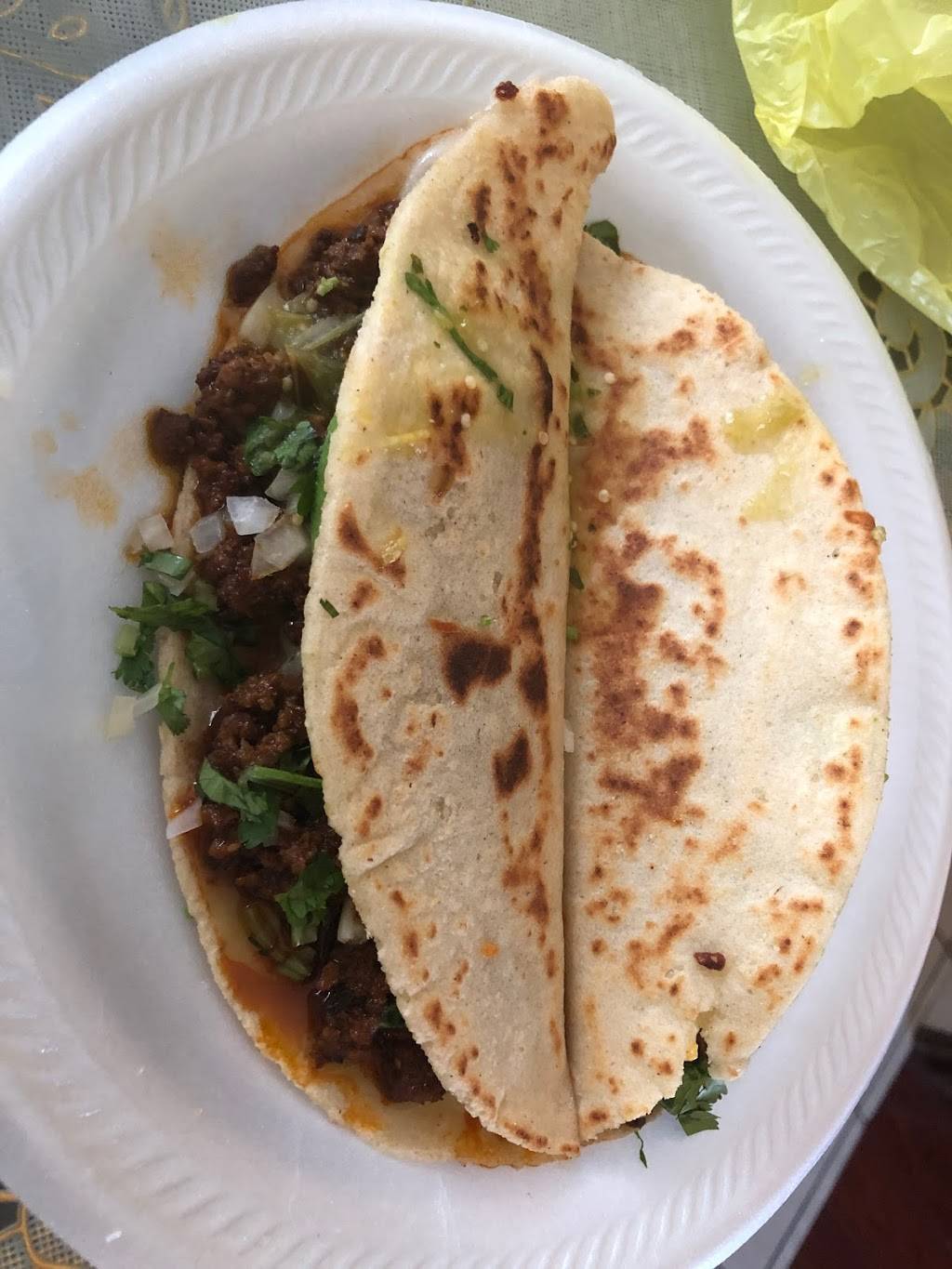Hermanos Lopez Taqueria | restaurant | 615 W McLane St, Osceola, IA 50213, USA | 6414143520 OR +1 641-414-3520