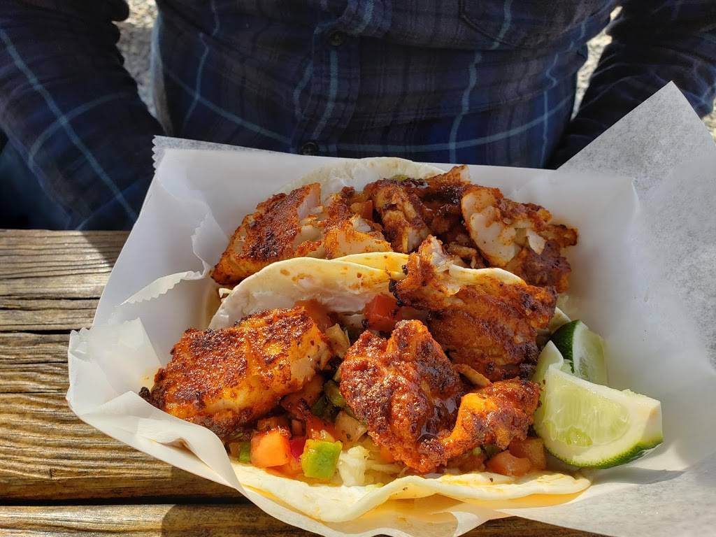 Clam Castle | restaurant | 1324 Boston Post Rd, Madison, CT 06443, USA | 2032454911 OR +1 203-245-4911