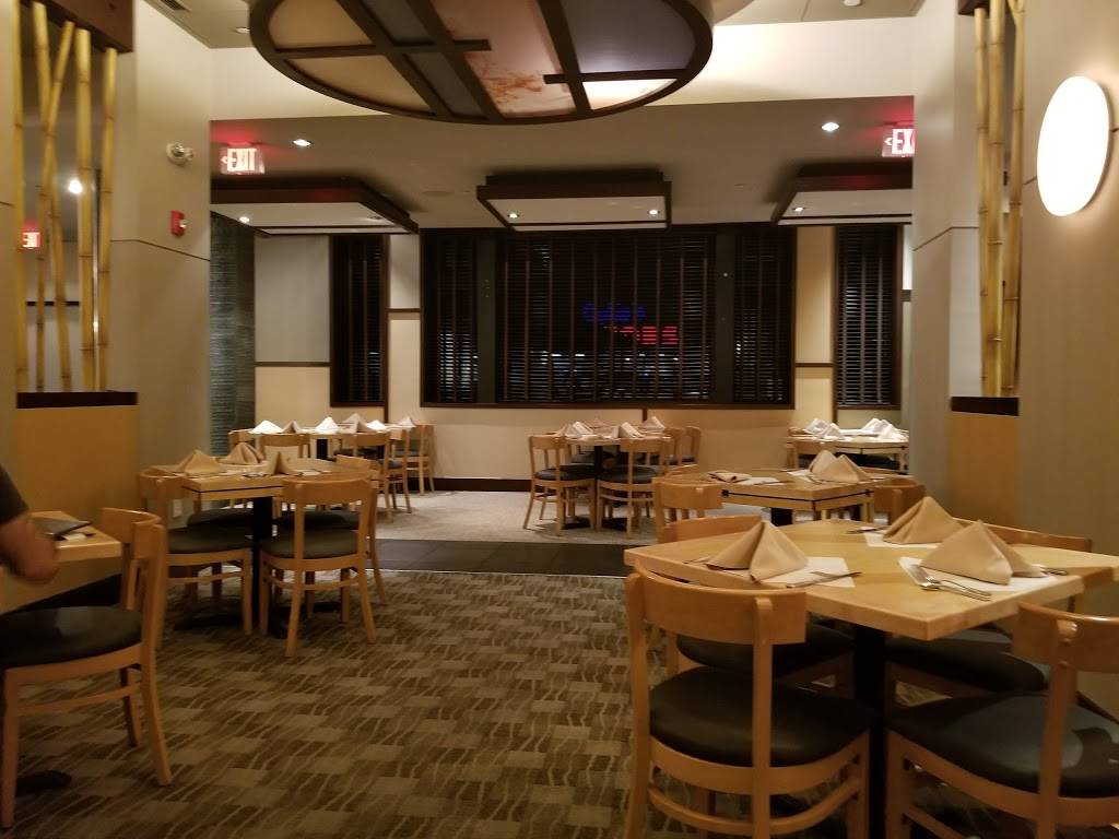 Mandarin Westboro | restaurant | 132 Turnpike Rd, Westborough, MA 01581, USA | 5083662288 OR +1 508-366-2288
