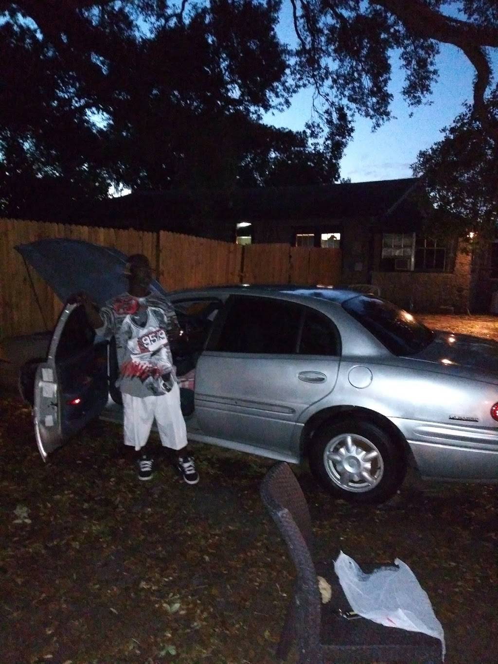 Dunkin | bakery | 3500 S Babcock St, Melbourne, FL 32901, USA | 3217285507 OR +1 321-728-5507