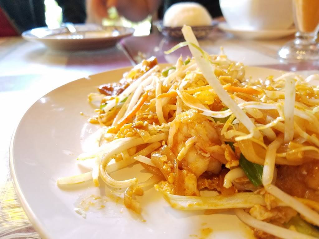 Sri Thai Cuisine | restaurant | 4621 Lincoln Way, San Francisco, CA 94122, USA | 4156827700 OR +1 415-682-7700