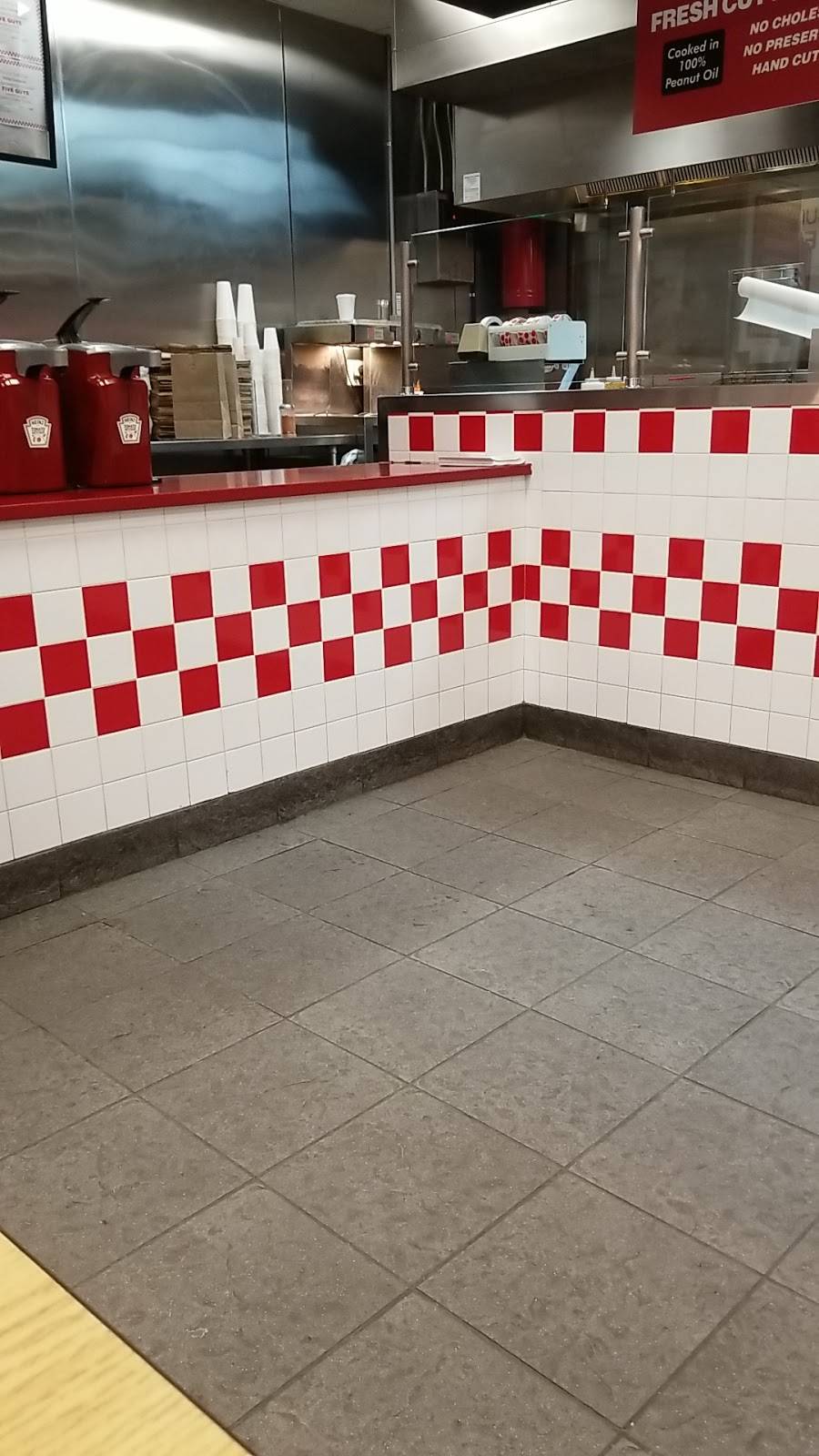 Five Guys | meal takeaway | 223 Old Country Rd, Carle Place, NY 11514, USA | 5164939330 OR +1 516-493-9330