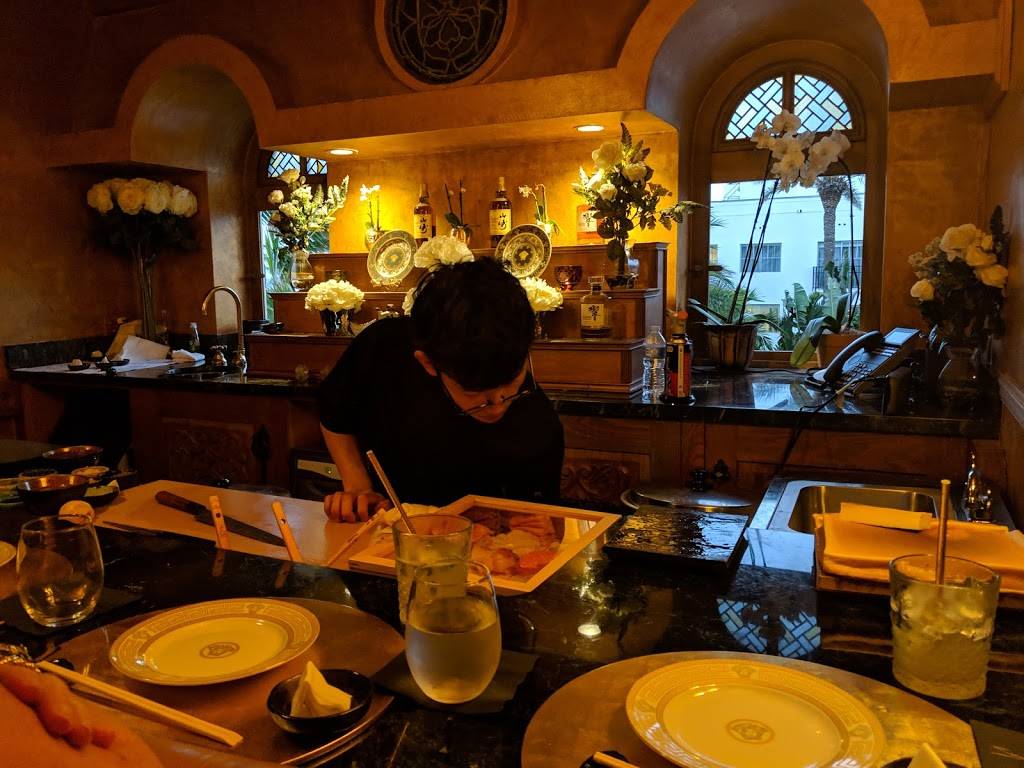 Sushi By Bou | restaurant | 1116 Ocean Dr, Miami Beach, FL 33139, USA | 3059229195 OR +1 305-922-9195