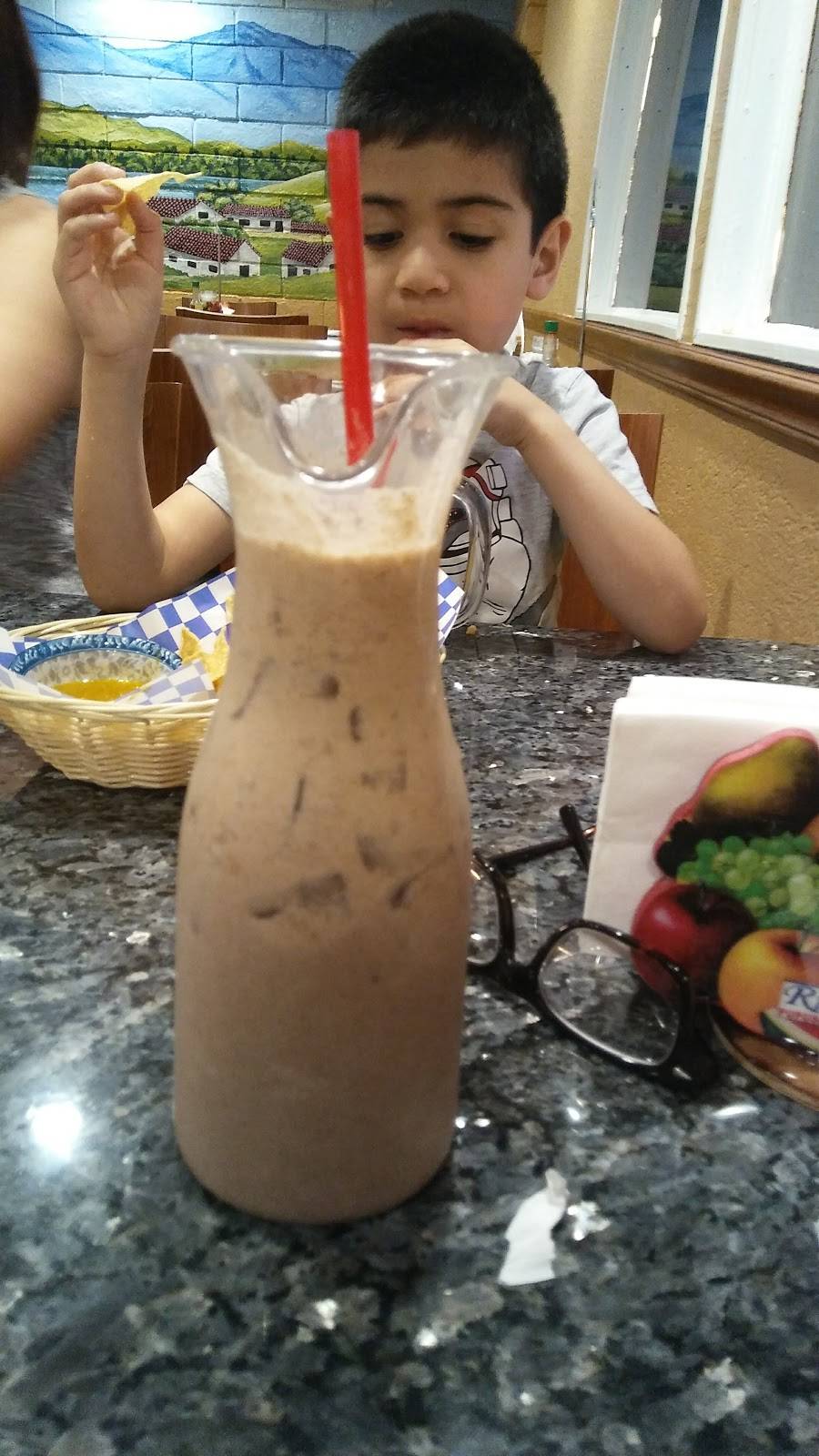 Rio Restaurant Pupuseria Salvadoreña | restaurant | 9516 Katella Ave, Anaheim, CA 92804, USA | 7145200771 OR +1 714-520-0771