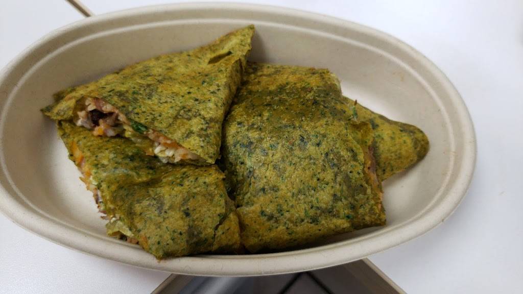 Izzos Illegal Burrito - Magazine St. | restaurant | 4041 Magazine St, New Orleans, LA 70115, USA | 5043022619 OR +1 504-302-2619