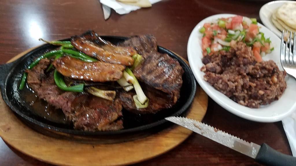 La Pupusa Loca | restaurant | 285 S Broadway, Yonkers, NY 10705, USA | 9143761437 OR +1 914-376-1437