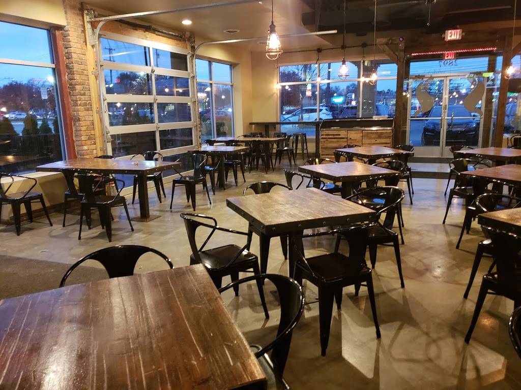 Estia Greek Street Food | restaurant | 2897 W Maple Rd, Troy, MI 48084, USA | 2485372050 OR +1 248-537-2050