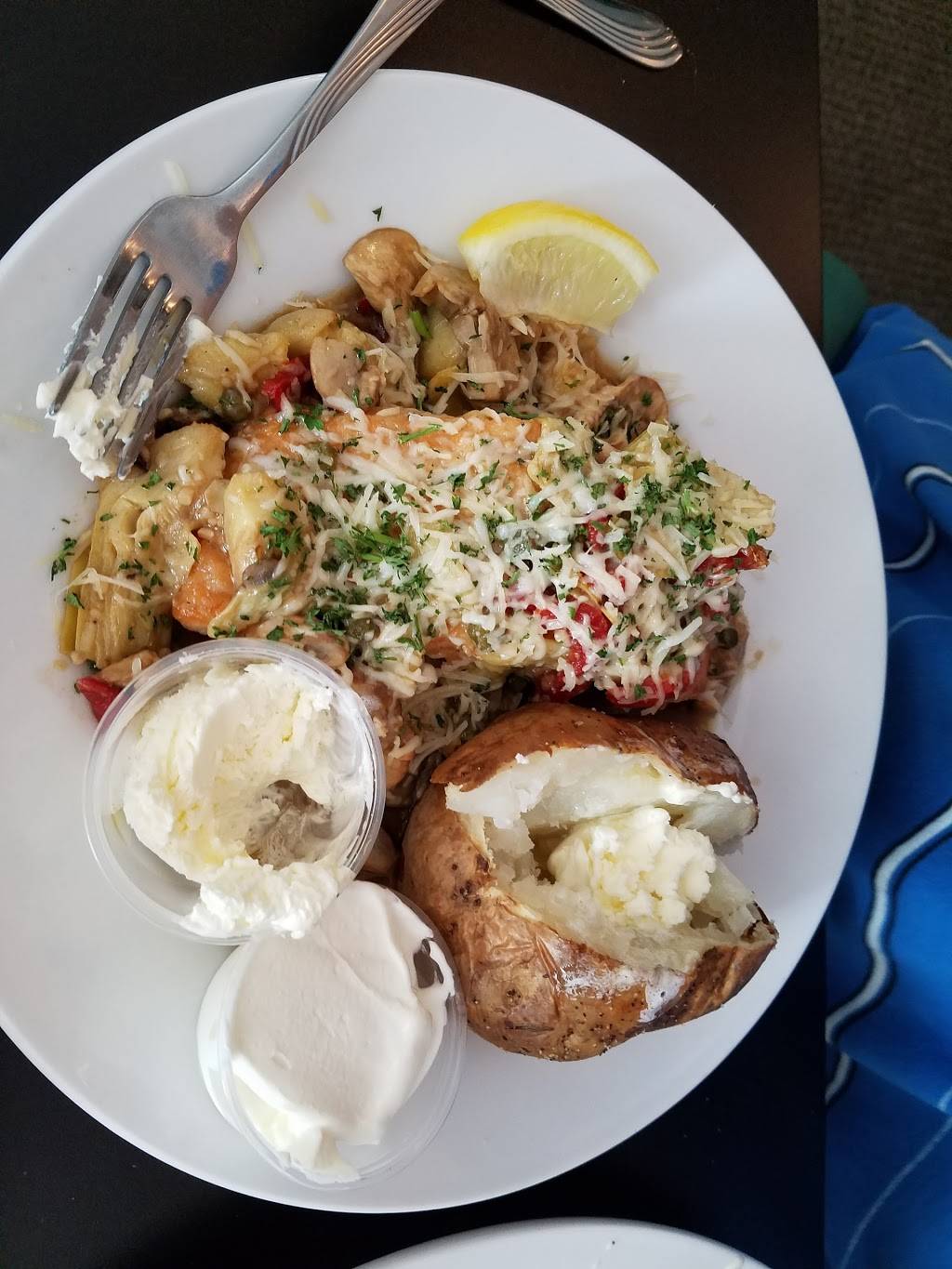 Mannings Fireside Manor | restaurant | 5377 W Lake Rd, Dunkirk, NY 14048, USA | 7166791199 OR +1 716-679-1199