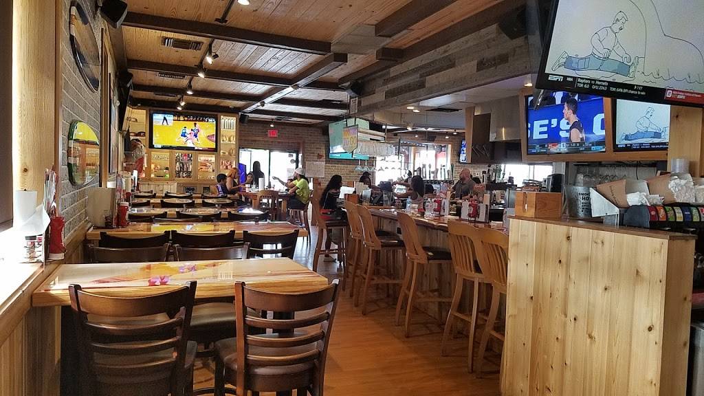 Hooters | meal takeaway | 7990 Pines Blvd, Pembroke Pines, FL 33024, USA | 9549626330 OR +1 954-962-6330