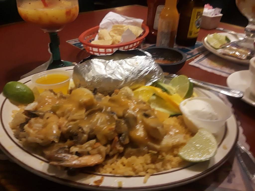 Roca del Mar Mexican And Seafood Restaurant | restaurant | 1020 E Ave K, Lancaster, CA 93535, USA | 6619406304 OR +1 661-940-6304