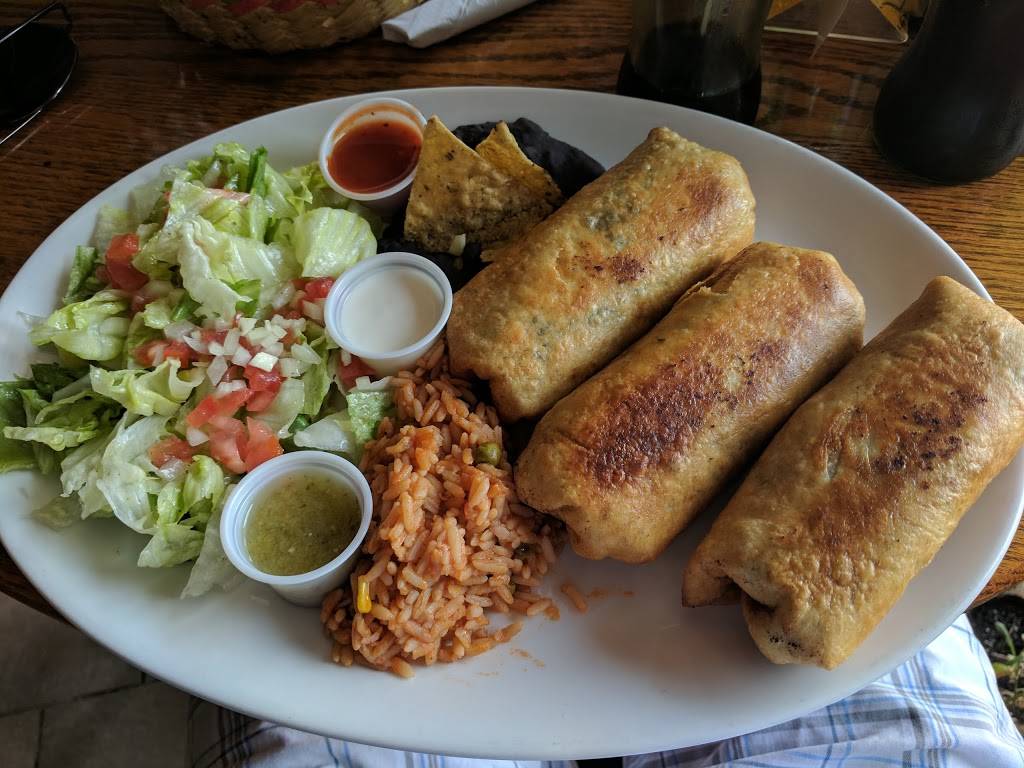 Amigas Bistro | restaurant | 32 Norfolk St S, Simcoe, ON N3Y 2V9, Canada | 5194281028 OR +1 519-428-1028