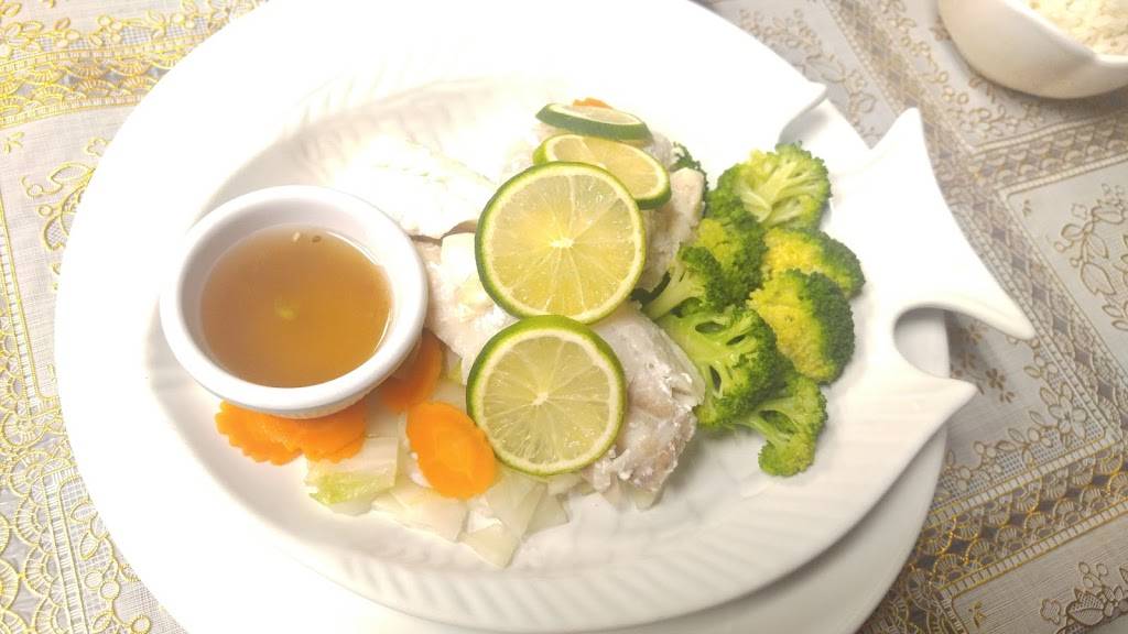 Blue Heron | restaurant | 3320 E Market St, York, PA 17402, USA | 7178461100 OR +1 717-846-1100