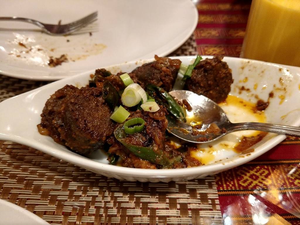 Om Restaurant | restaurant | 1439 Queen St W, Toronto, ON M6R 1A1, Canada | 4165323901 OR +1 416-532-3901